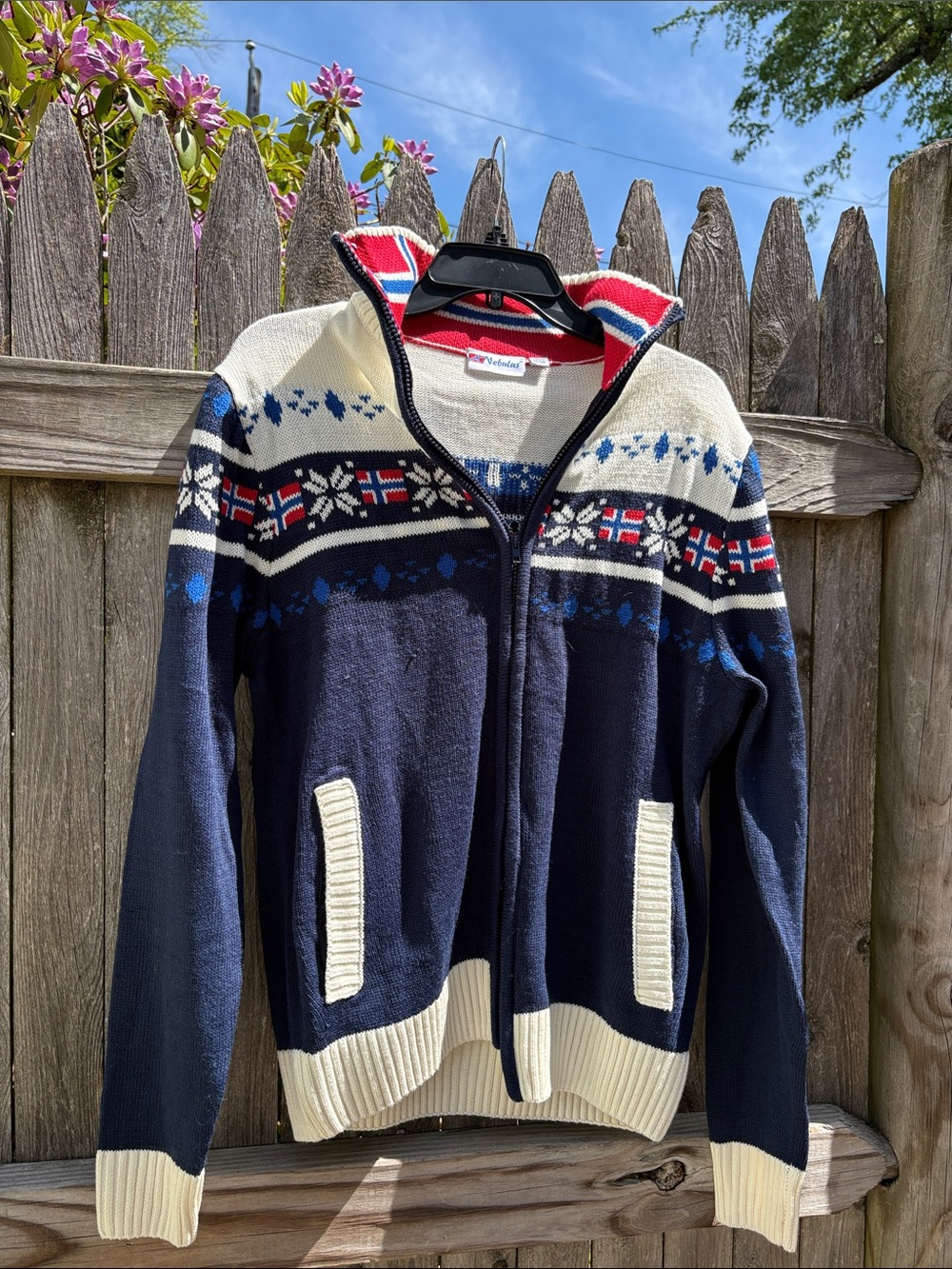 Nebulus medium Norwegian zip cardigan!